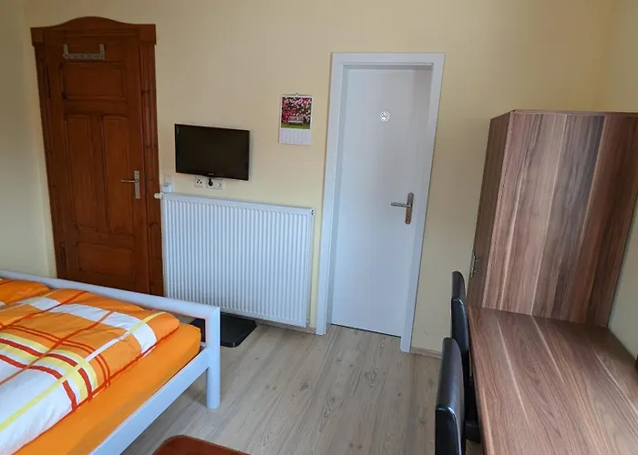 Gaestehaus Stein Im Thueringer Wald Daire Rottenbach (Konigsee)