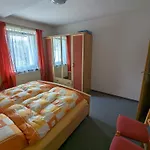 Gaestehaus Stein Im Thueringer Wald Apartman Rottenbach (Konigsee)