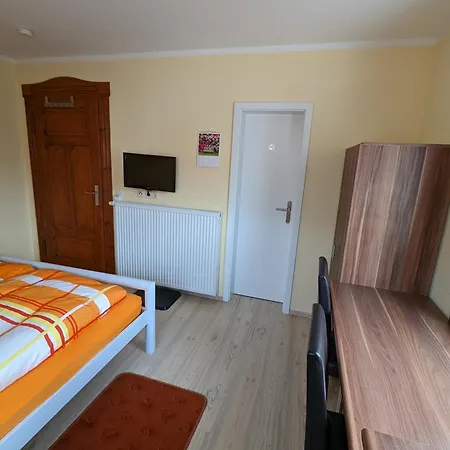 Gaestehaus Stein Im Thueringer Wald Apartment Rottenbach (Konigsee)